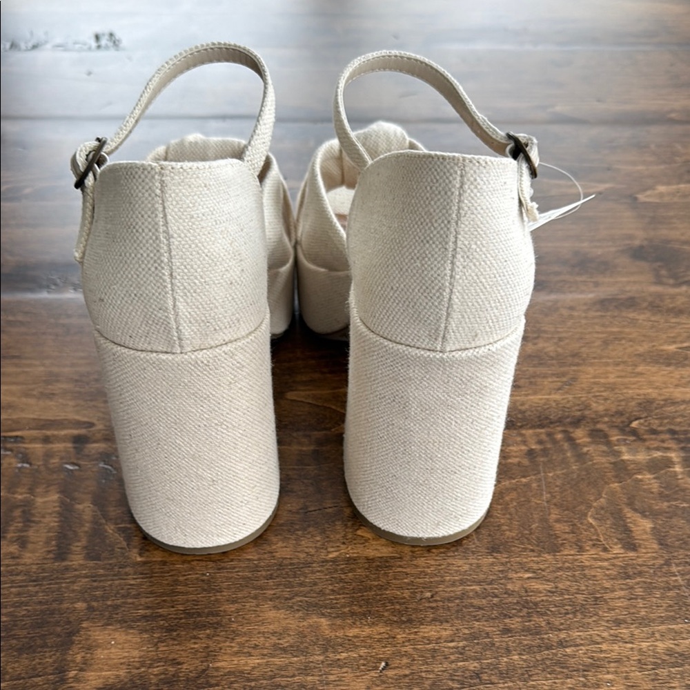 NWT a.n.a. Women's Holland Natural Platform Sandals Size 7.5 - Picture 5 of 9